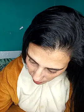 kariciasecreta online show from November 8, 2025, 12:44 am