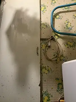 marik goldd online show from October 26, 2025, 2:23 pm