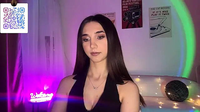 LinaMour online show from March 7, 2026, 10:18 pm