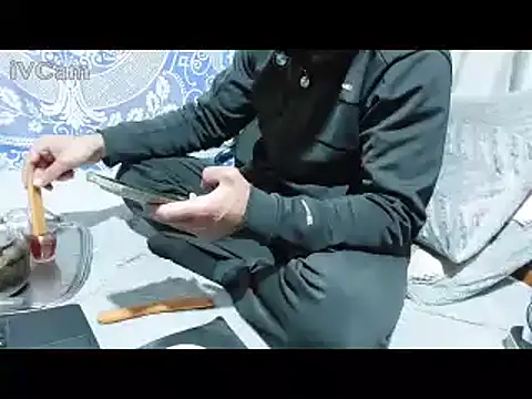 yazinyazin1 online show from February 21, 2026, 8:10 pm