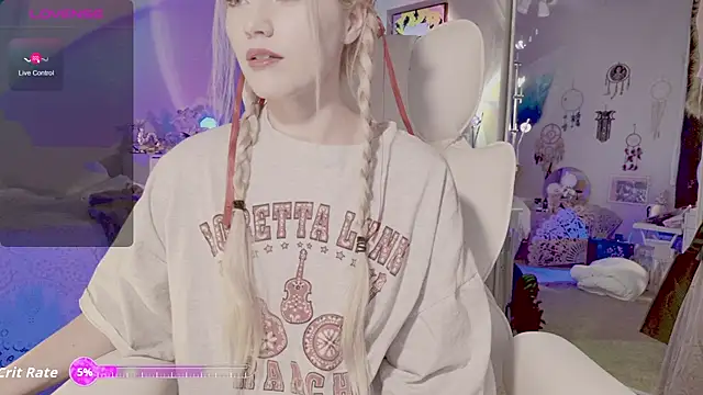 Talulaa online show from November 8, 2025, 6:40 pm