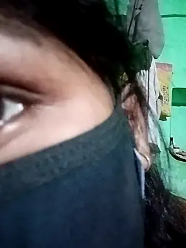 Snapshot of Manvi_tyagi chatting on October 16, 2025, 5:47 pm Manvi tyagi online show from October 16, 2025, 5:47 pm