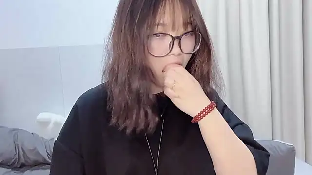 Snapshot of Xoxo-258 chatting on September 16, 2025, 11:22 am Xoxo-258 online show from September 16, 2025, 11:22 am