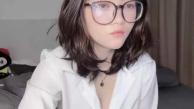 Snapshot of Xoxo-258 chatting on October 20, 2025, 1:50 am Xoxo-258 online show from October 20, 2025, 1:50 am