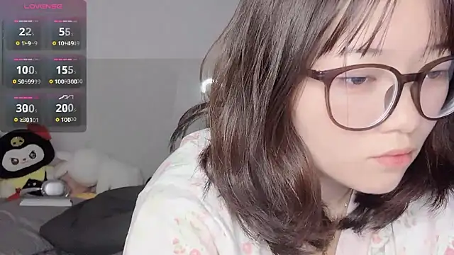 Snapshot of Xoxo-258 chatting on October 21, 2025, 12:33 am Xoxo-258 online show from October 21, 2025, 12:33 am