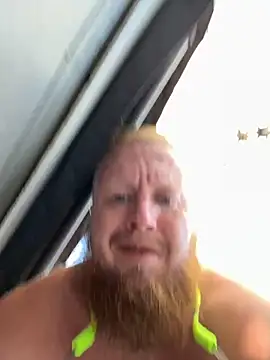 Snapshot of whalens chatting on September 19, 2025, 8:31 pm whalens online show from September 19, 2025, 8:31 pm