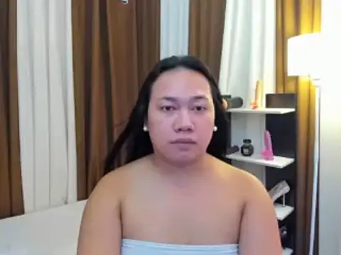 Snapshot of TsUncutKaren chatting on November 20, 2025, 5:29 am TsUncutKaren online show from November 20, 2025, 5:29 am