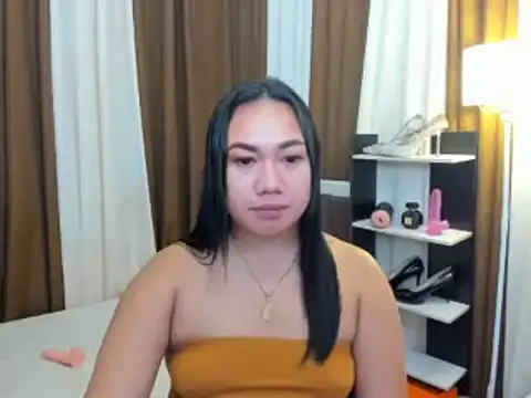 Snapshot of TsUncutKaren chatting on December 18, 2025, 5:08 pm TsUncutKaren online show from December 18, 2025, 5:08 pm