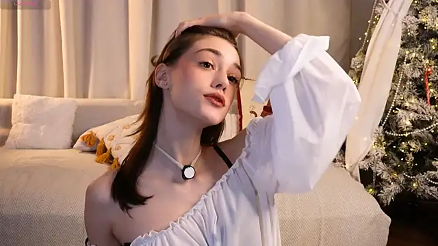 ttragedienne online show from December 22, 2025, 2:25 pm