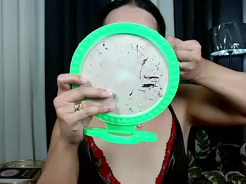 Snapshot of Kiethmadison_Miller chatting on September 25, 2025, 7:34 am Kiethmadison Miller online show from September 25, 2025, 7:34 am