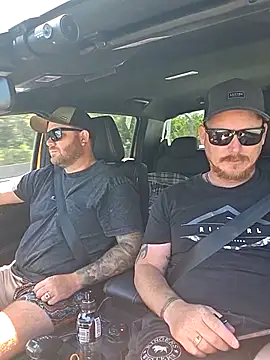 Snapshot of brokecountrylads chatting on February 5, 2026, 1:43 am brokecountrylads online show from February 5, 2026, 1:43 am