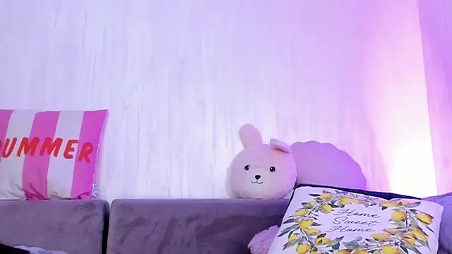 RileyNox online show from November 21, 2025, 9:24 pm