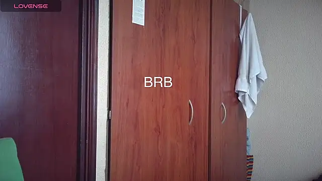 cris2428 online show from January 17, 2026, 10:35 pm