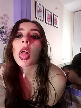 sharlot24 online show from October 21, 2025, 3:29 am