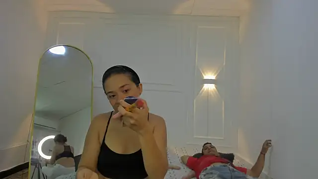 charlotte dante212 online show from March 13, 2026, 5:03 am