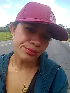 charlotte dante212 online show from March 18, 2026, 4:43 pm