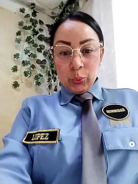 CRISTAL  11 online show from September 30, 2025, 1:05 pm