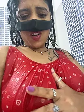 Snapshot of V-Hot-Sweti chatting on October 13, 2025, 10:59 am V-Hot-Sweti online show from October 13, 2025, 10:59 am