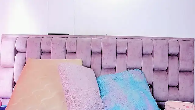 Alexa-Hunter online show from March 28, 2026, 6:51 pm