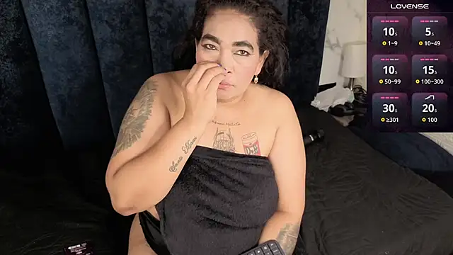 yunkeyc online show from May 15, 2026, 11:01 pm