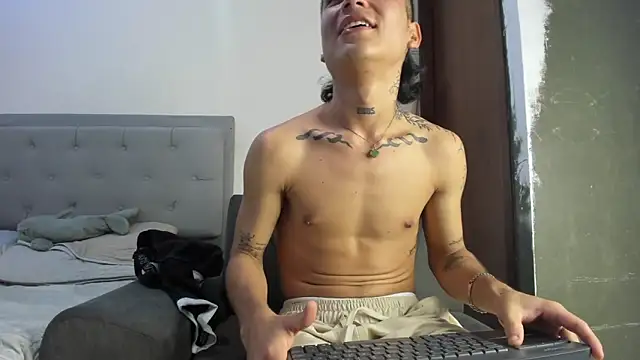 twinkDuohot online show from April 9, 2026, 8:03 pm