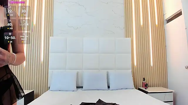  mia foxx online show from October 3, 2025, 7:55 pm