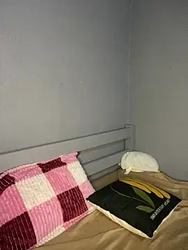 Shy SexyLady online show from March 26, 2026, 10:10 am