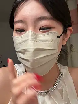 Lulu125216 online show from March 7, 2026, 6:05 pm