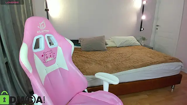 Belle Wa1ker online show from November 10, 2025, 1:26 am