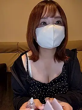 Snapshot of --MIYUKI chatting on October 10, 2025, 10:58 am --MIYUKI online show from October 10, 2025, 10:58 am