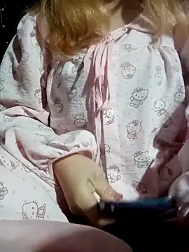 Snapshot of swallow-nice chatting on November 3, 2025, 4:41 pm swallow-nice online show from November 3, 2025, 4:41 pm