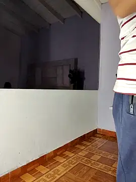 aston xvera online show from September 24, 2025, 7:17 pm