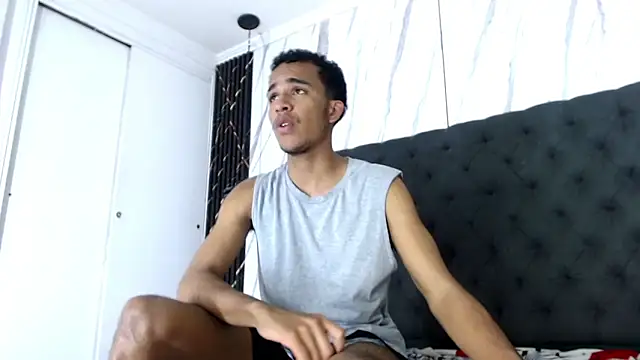 aston xvera online show from September 29, 2025, 3:22 am