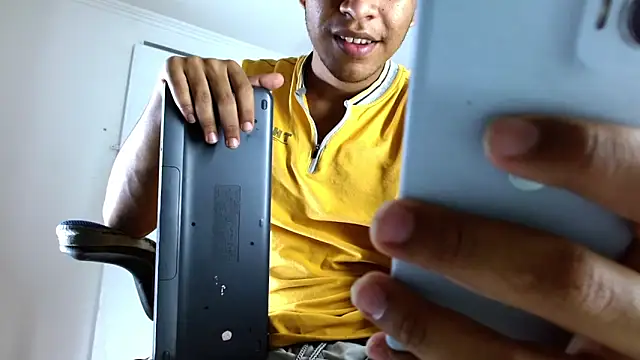 aston xvera online show from October 30, 2025, 3:30 am