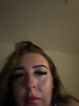 Snapshot of Lulumayxx chatting on April 2, 2026, 10:29 pm Lulumayxx online show from April 2, 2026, 10:29 pm