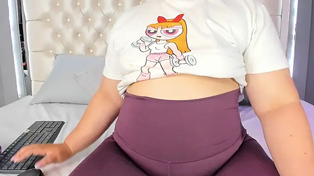 Snapshot of Miss_Francheska chatting on March 18, 2026, 6:22 pm Miss Francheska online show from March 18, 2026, 6:22 pm