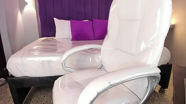 Snapshot of Miss_Francheska chatting on March 19, 2026, 11:58 am Miss Francheska online show from March 19, 2026, 11:58 am