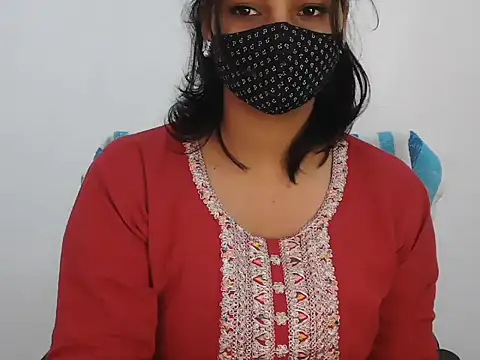 Hott Noor online show from November 13, 2025, 9:08 am