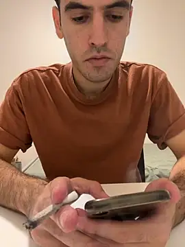 Snapshot of dino2603 chatting on September 8, 2025, 10:09 pm dino2603 online show from September 8, 2025, 10:09 pm