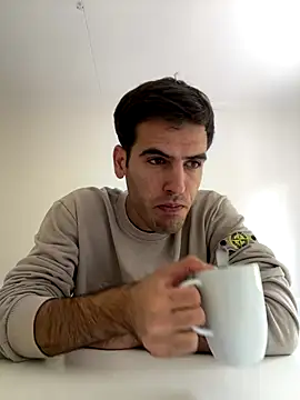 Snapshot of dino2603 chatting on September 9, 2025, 12:26 pm dino2603 online show from September 9, 2025, 12:26 pm