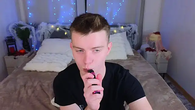 Snapshot of happy_de1mos chatting on October 23, 2025, 9:46 pm happy de1mos online show from October 23, 2025, 9:46 pm