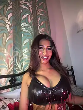 STRIP GLOW online show from April 2, 2026, 5:32 pm