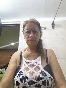 MaryLunne online show from May 21, 2026, 11:34 pm