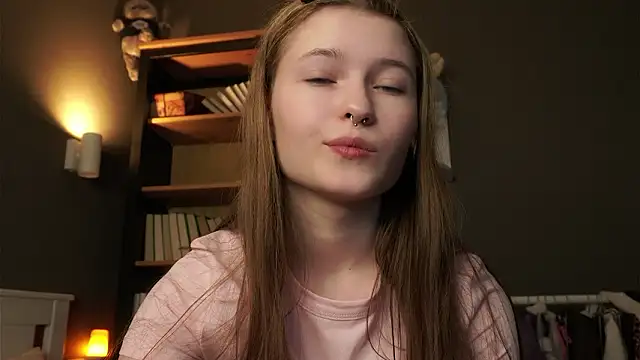 LynHillaire online show from February 4, 2026, 11:27 am