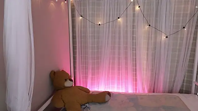 Mystic blue online show from November 14, 2025, 12:37 pm