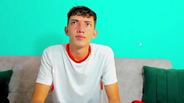 Snapshot of Maikol_Ortiz chatting on February 21, 2026, 1:12 pm Maikol Ortiz online show from February 21, 2026, 1:12 pm