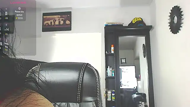 Snapshot of Vicky_hotmilf chatting on January 14, 2026, 9:15 am Vicky hotmilf online show from January 14, 2026, 9:15 am