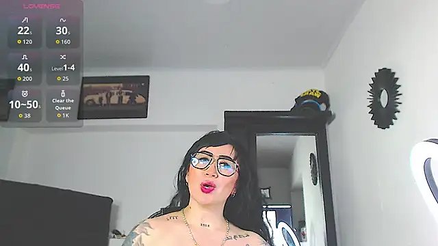 Snapshot of Vicky_hotmilf chatting on February 12, 2026, 11:16 am Vicky hotmilf online show from February 12, 2026, 11:16 am