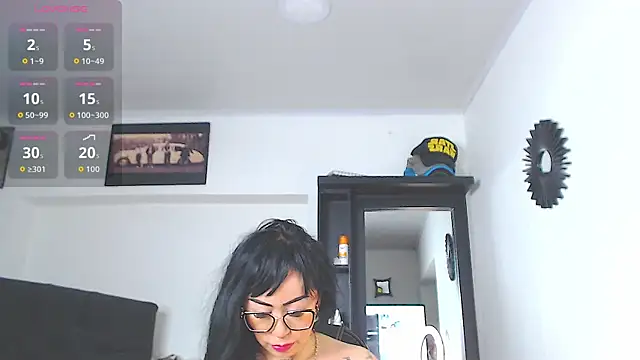 Snapshot of Vicky_hotmilf chatting on April 23, 2026, 8:46 am Vicky hotmilf online show from April 23, 2026, 8:46 am