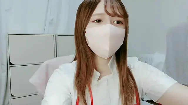 Snapshot of Hanachan_Gcup_ chatting on September 9, 2025, 1:32 pm Hanachan Gcup  online show from September 9, 2025, 1:32 pm